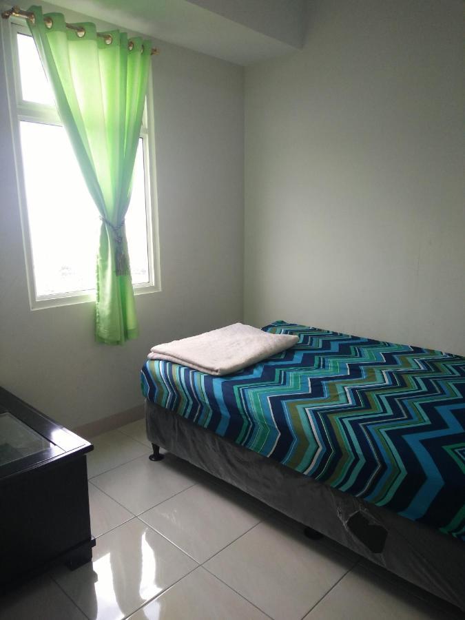 Springlake Apartemen 2Br-Sumarecon-Bekasi, By Bu Johan 외부 사진