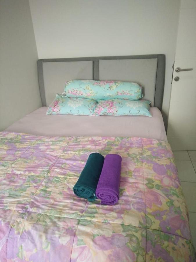 Springlake Apartemen 2Br-Sumarecon-Bekasi, By Bu Johan 외부 사진